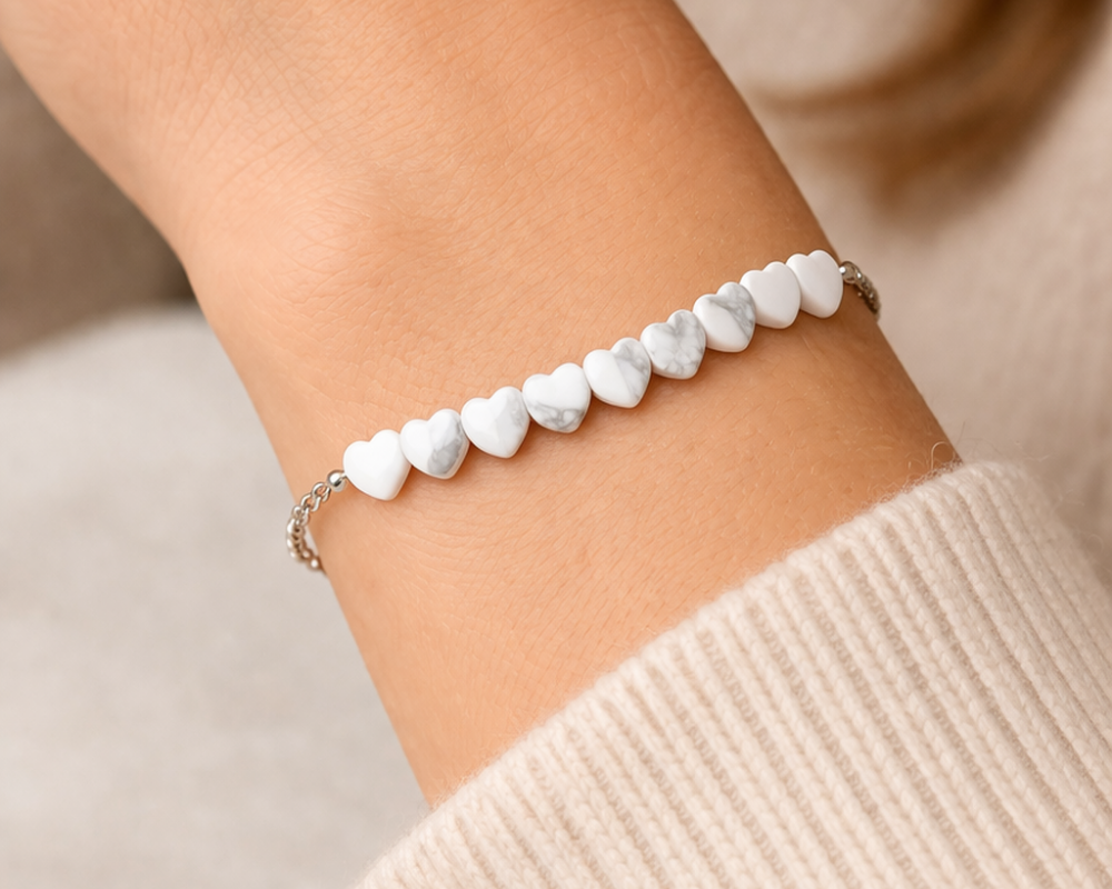 Howlite Heart Bracelet