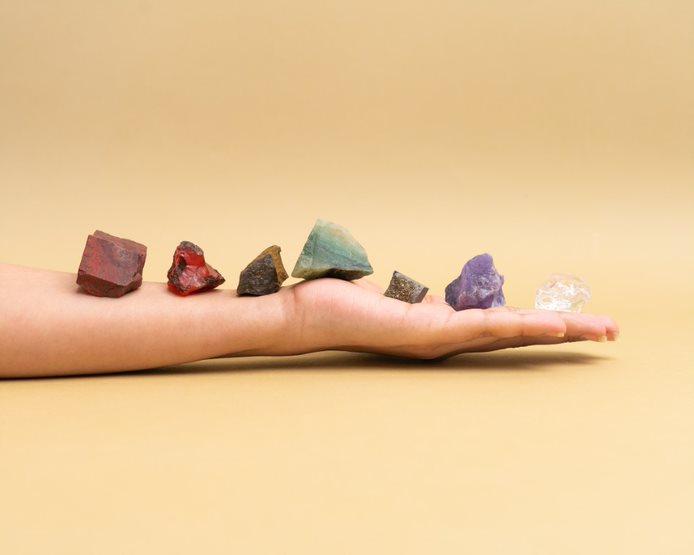 7 Chakra Raw Clusters Kit - Bodh Gem and Crystals