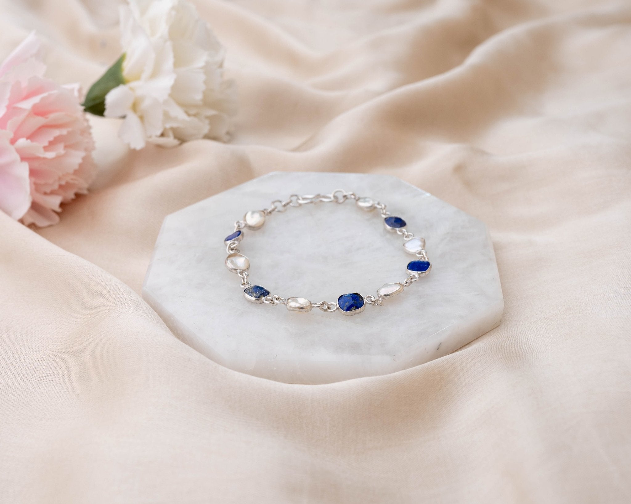 Lapis Lazuli With Pearl Bracelet - Bodh Gem and Crystals