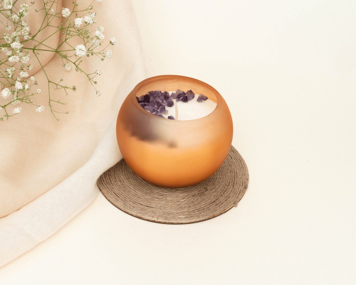 Rolly Polly with Amethyst crystal candle